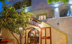 Pansion Nobel Petrovac 3*