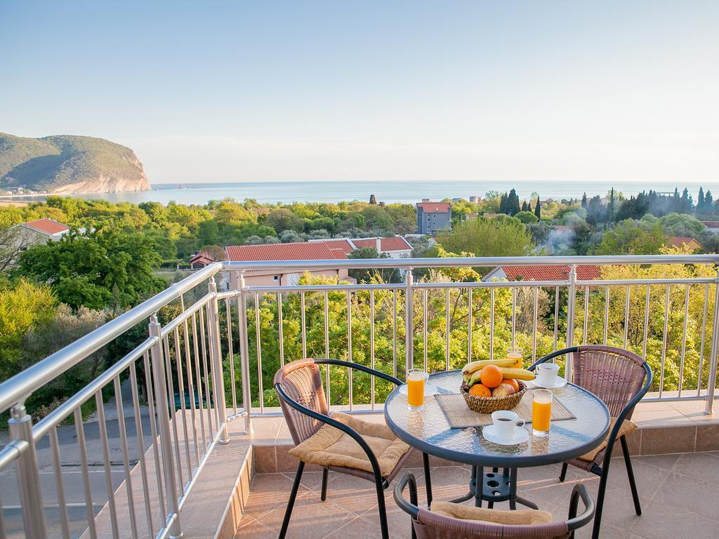 Pansion Nobel Otel Petrovac Dış mekan fotoğraf