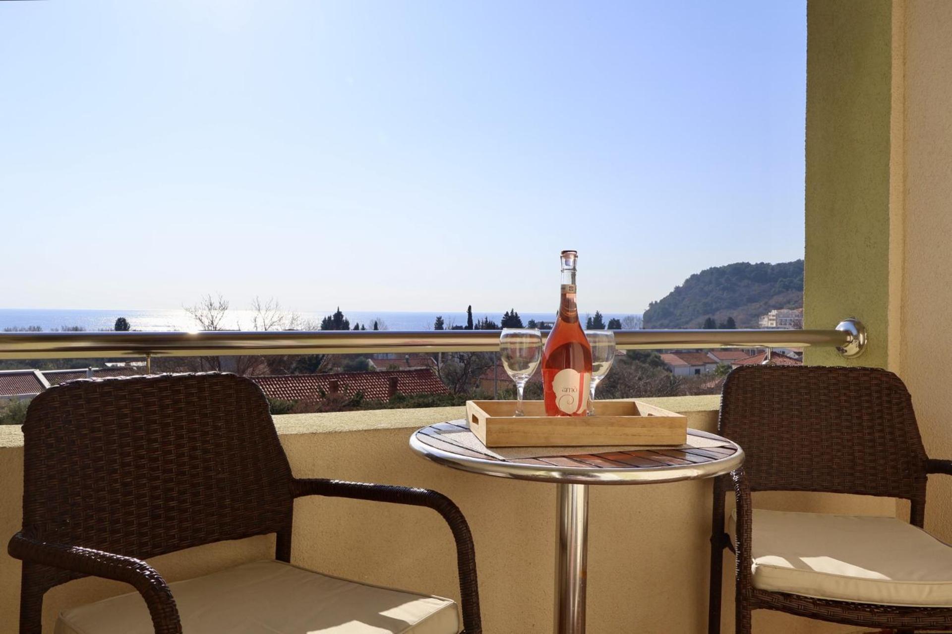 Pansion Nobel Otel Petrovac Dış mekan fotoğraf