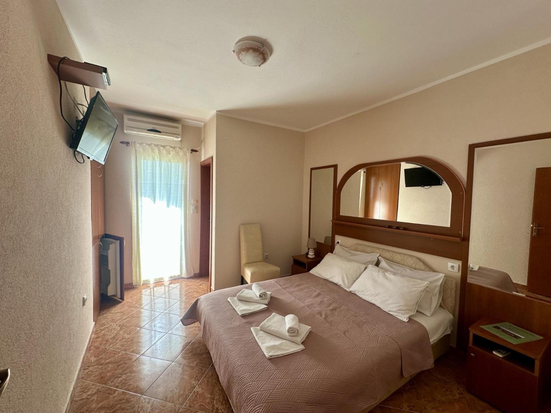 Pansion Nobel Otel Petrovac Dış mekan fotoğraf