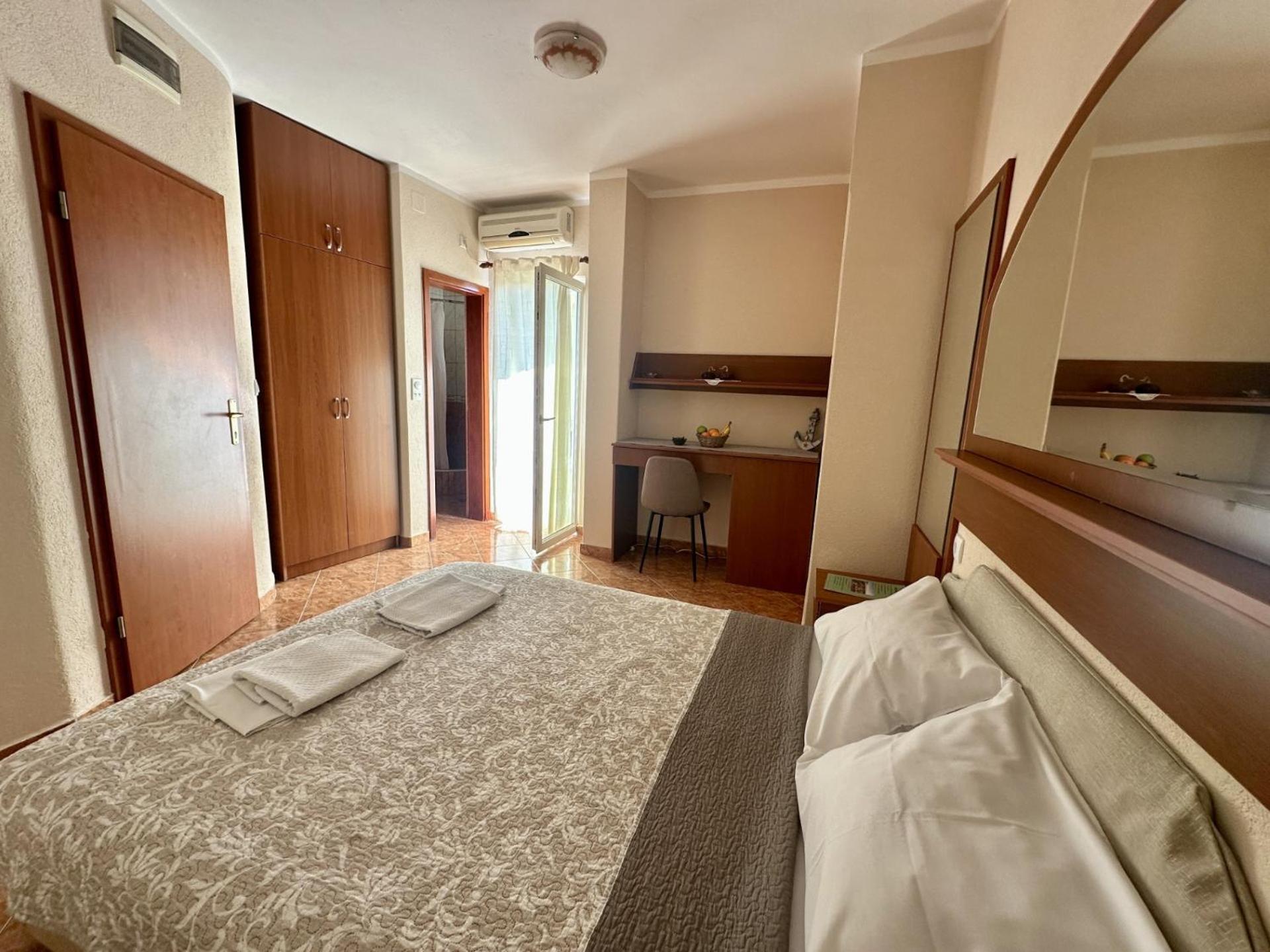 Pansion Nobel Otel Petrovac Dış mekan fotoğraf