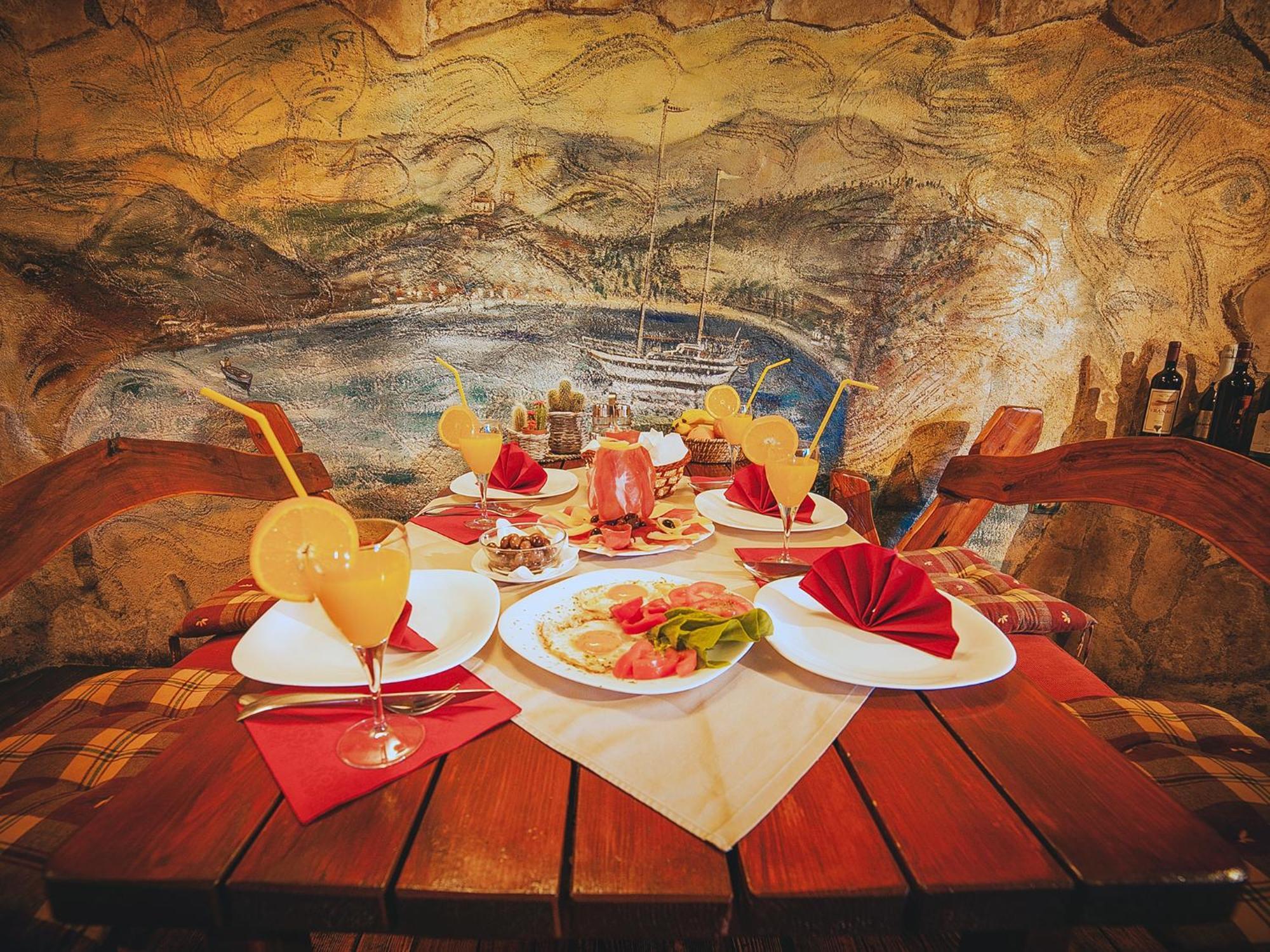 Pansion Nobel Otel Petrovac Dış mekan fotoğraf