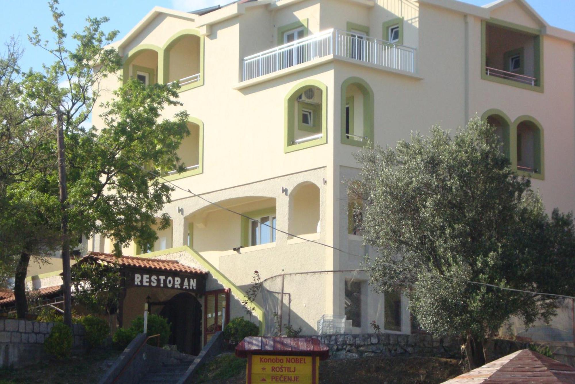 Pansion Nobel Otel Petrovac Dış mekan fotoğraf