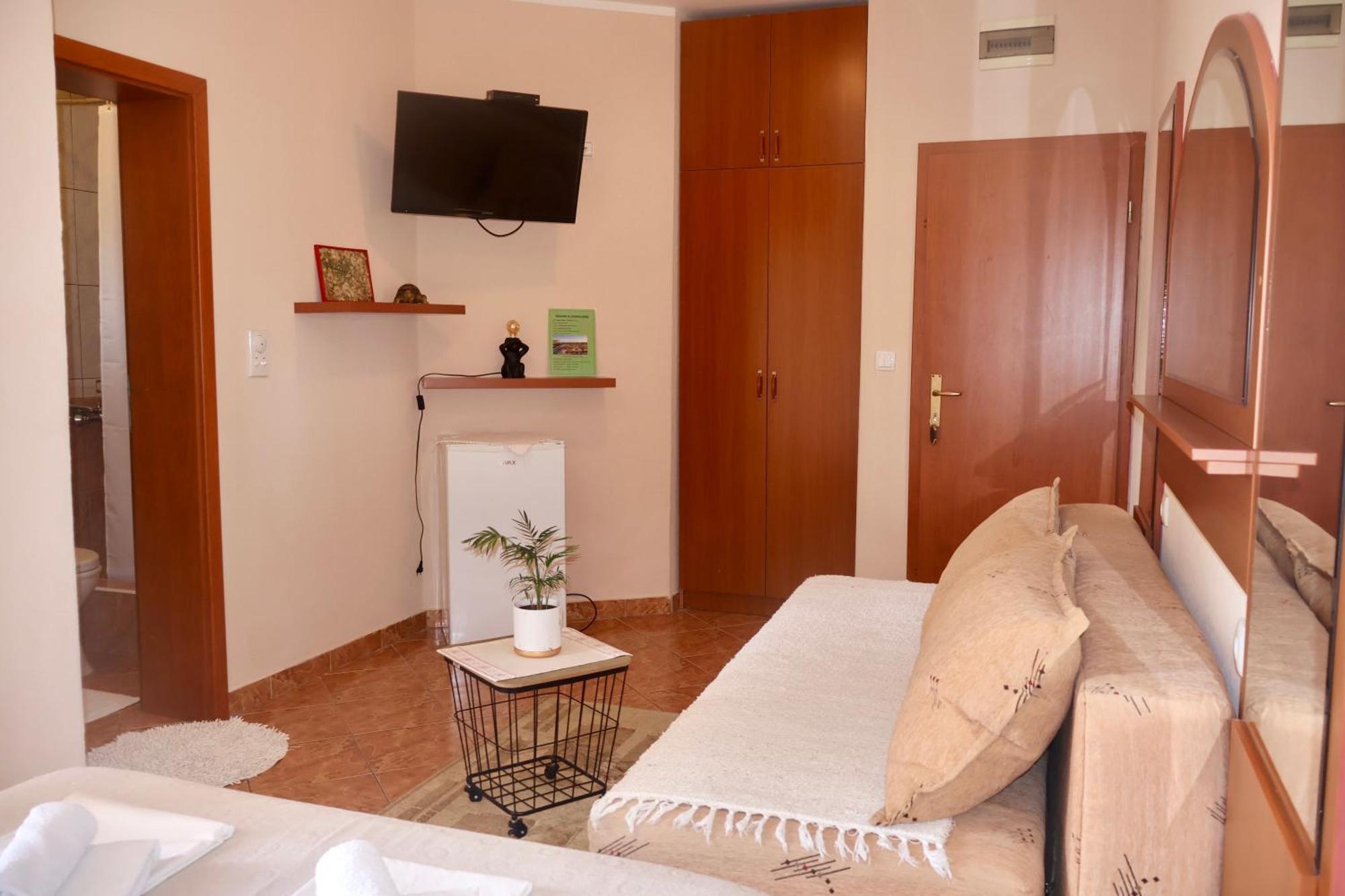 Pansion Nobel Otel Petrovac Oda fotoğraf