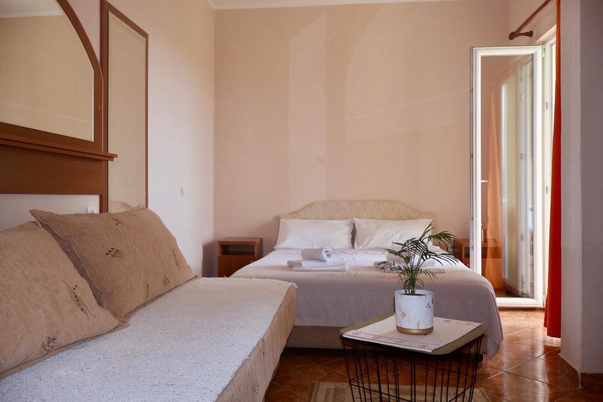 Pansion Nobel Otel Petrovac Oda fotoğraf